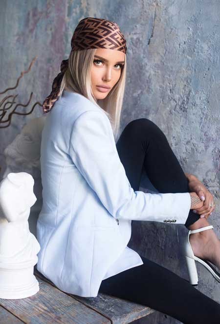 top-class escorts Dubai, deluxe escorts Dubai, high class escorts in Dubai, Dubai premium escort, premium escorts Dubai, Dubai luxury escort, vip escort in Dubai, GFE escorts Dubai